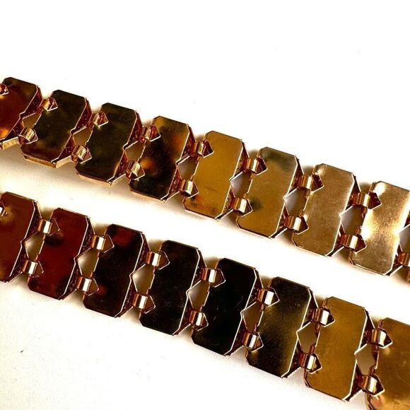 Gold tone  metal hip  belt - Picture 4 of 7